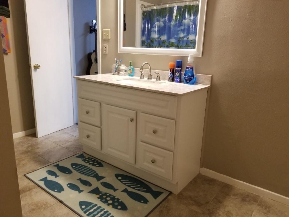 410 1 Canino Road, Houston, Texas 77037, 2 Bedrooms Bedrooms, 3 Rooms Rooms,2 BathroomsBathrooms,Single-family,For Sale,Canino,88969381