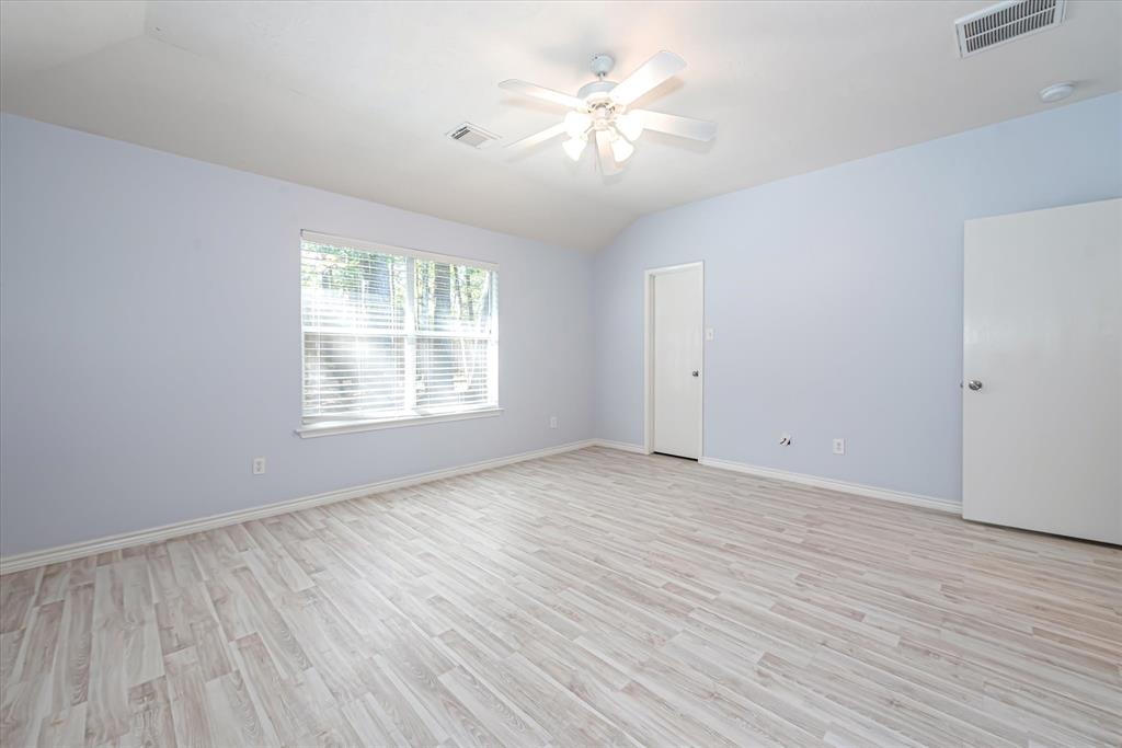 3 1 Thicket Grove Place, The Woodlands, Texas 77385, 3 Bedrooms Bedrooms, 6 Rooms Rooms,2 BathroomsBathrooms,Single-family,For Sale,Thicket Grove,63301482
