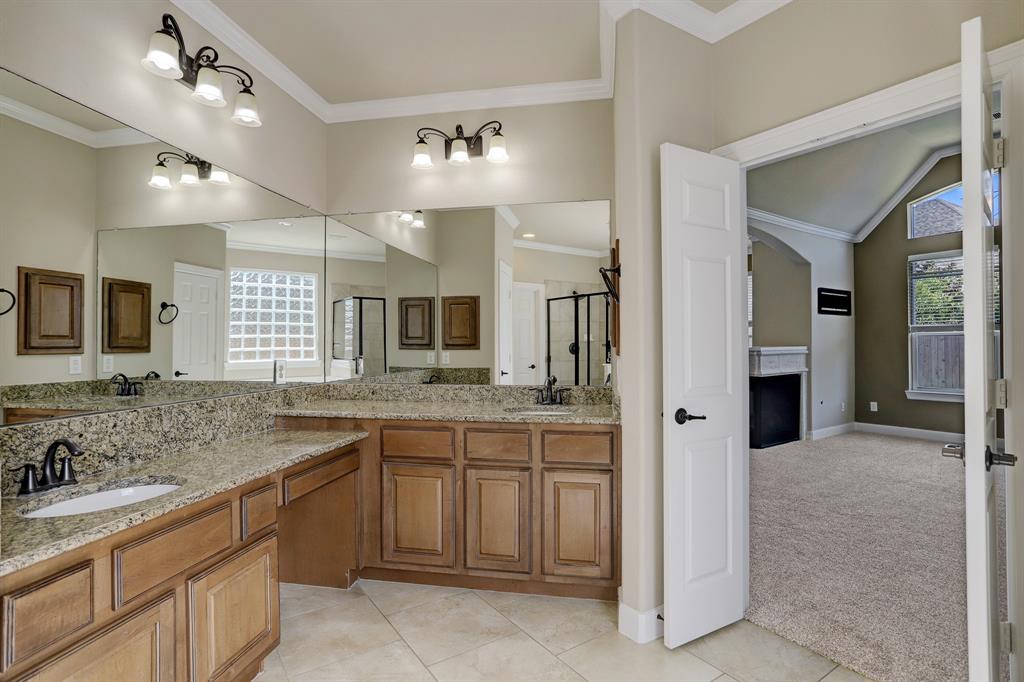 15727 2 Starcreek Lane, Houston, Texas 77044, 4 Bedrooms Bedrooms, 12 Rooms Rooms,3 BathroomsBathrooms,Single-family,For Sale,Starcreek,75898031