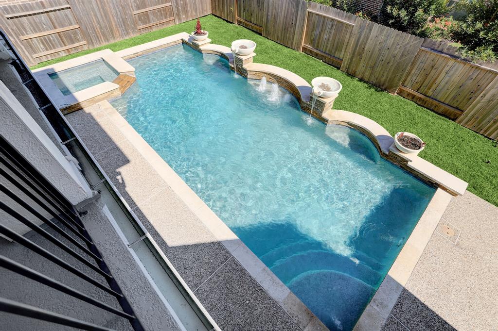 15727 2 Starcreek Lane, Houston, Texas 77044, 4 Bedrooms Bedrooms, 12 Rooms Rooms,3 BathroomsBathrooms,Single-family,For Sale,Starcreek,75898031