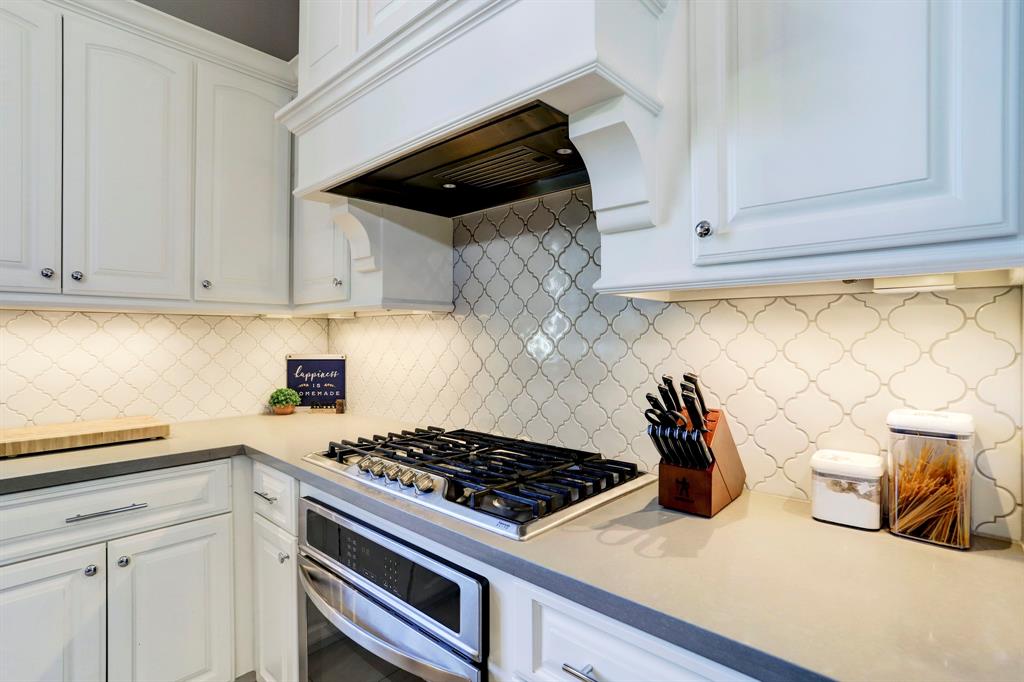 28526 1 Riverside Crest Lane, Houston, Texas 77336, 3 Bedrooms Bedrooms, 3 Rooms Rooms,2 BathroomsBathrooms,Single-family,For Sale,Riverside Crest,72259586