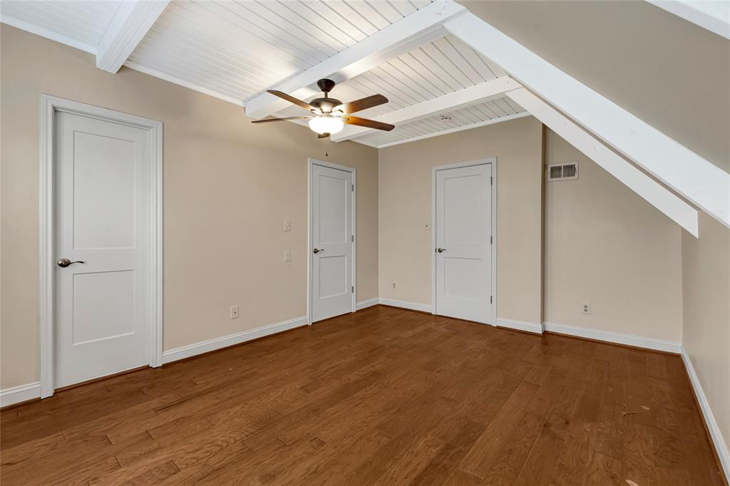 919 3 Grove Road, Clear Lake Shores, Texas 77565, 4 Bedrooms Bedrooms, 10 Rooms Rooms,3 BathroomsBathrooms,Single-family,For Sale,Grove,75130878