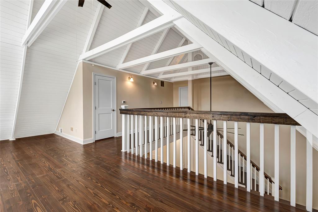 919 3 Grove Road, Clear Lake Shores, Texas 77565, 4 Bedrooms Bedrooms, 10 Rooms Rooms,3 BathroomsBathrooms,Single-family,For Sale,Grove,75130878