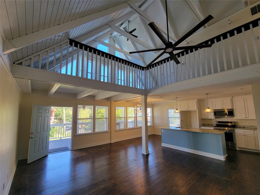 919 3 Grove Road, Clear Lake Shores, Texas 77565, 4 Bedrooms Bedrooms, 10 Rooms Rooms,3 BathroomsBathrooms,Single-family,For Sale,Grove,75130878