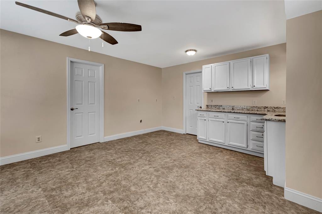 919 3 Grove Road, Clear Lake Shores, Texas 77565, 4 Bedrooms Bedrooms, 10 Rooms Rooms,3 BathroomsBathrooms,Single-family,For Sale,Grove,75130878