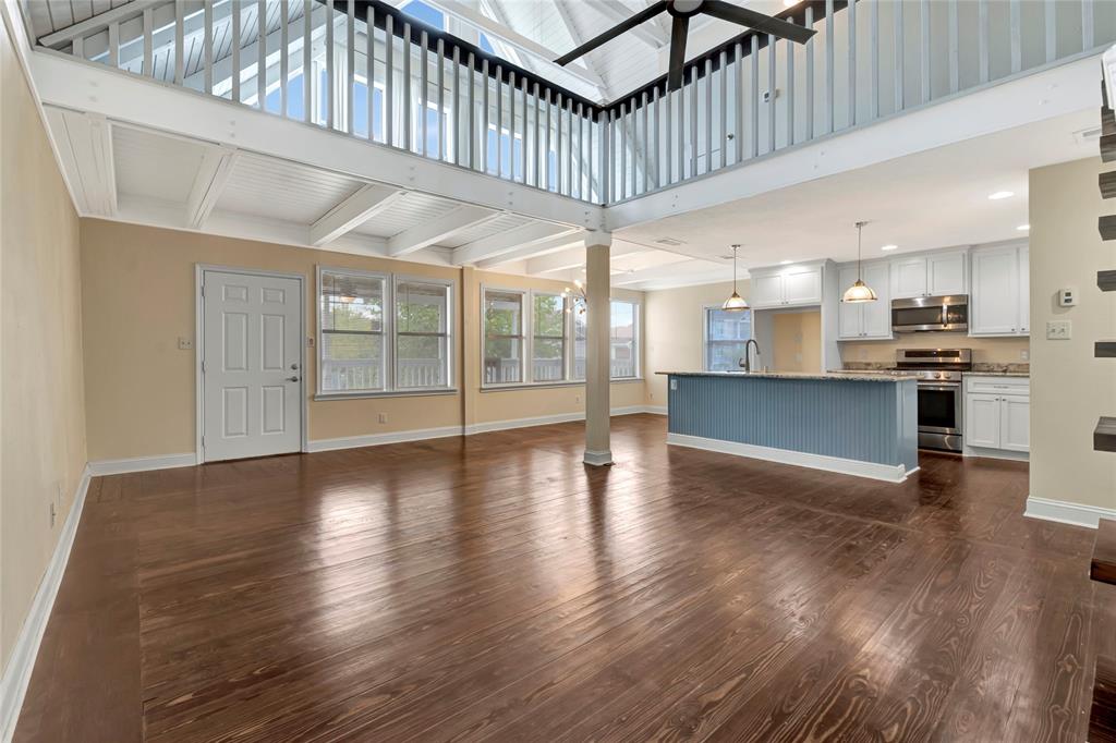919 3 Grove Road, Clear Lake Shores, Texas 77565, 4 Bedrooms Bedrooms, 10 Rooms Rooms,3 BathroomsBathrooms,Single-family,For Sale,Grove,75130878