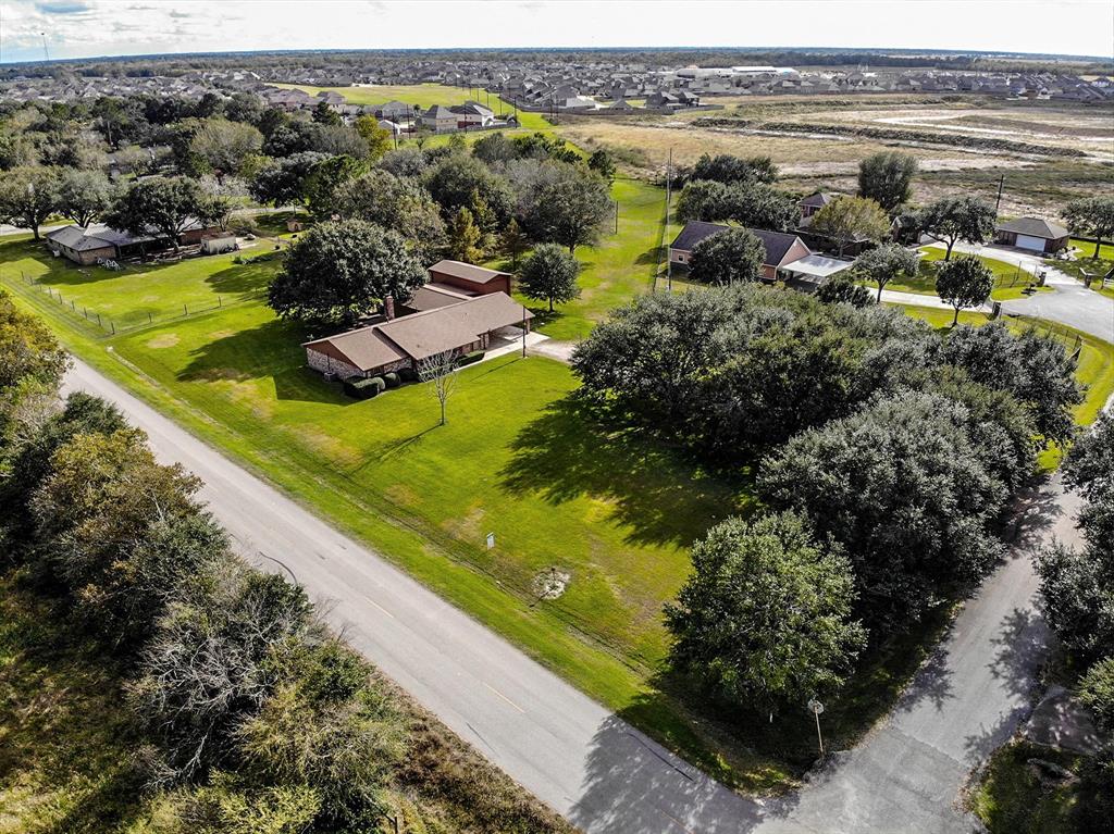 2703 1 Boulder Road, Rosenberg, Texas 77471, 3 Bedrooms Bedrooms, 8 Rooms Rooms,2 BathroomsBathrooms,Single-family,For Sale,Boulder,29787301