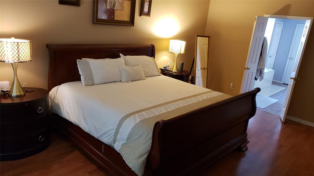 11310 2 Chestnut Woods Trail, Houston, Texas 77065, 4 Bedrooms Bedrooms, 4 Rooms Rooms,3 BathroomsBathrooms,Single-family,For Sale,Chestnut Woods,64353450