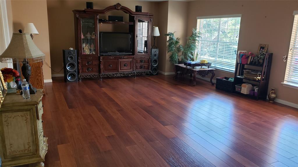 11310 2 Chestnut Woods Trail, Houston, Texas 77065, 4 Bedrooms Bedrooms, 4 Rooms Rooms,3 BathroomsBathrooms,Single-family,For Sale,Chestnut Woods,64353450