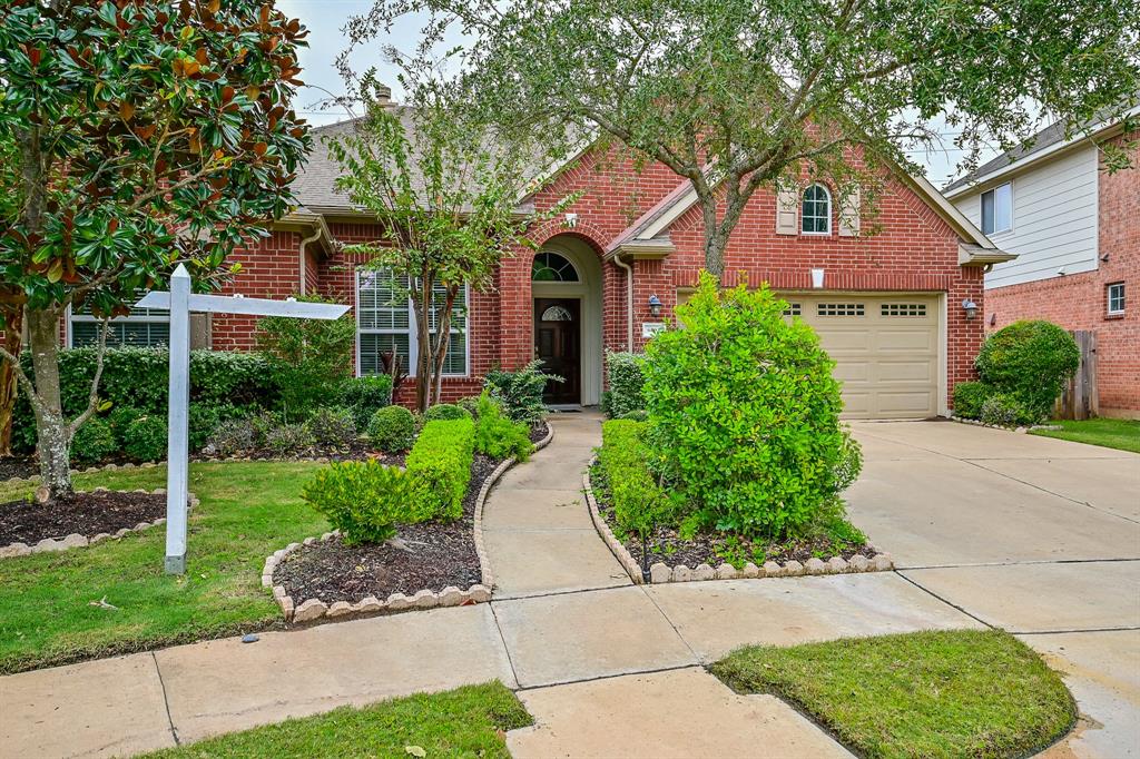 6803 1 Millwright Street, Sugar Land, Texas 77479, 3 Bedrooms Bedrooms, 9 Rooms Rooms,2 BathroomsBathrooms,Single-family,For Sale,Millwright,22601025