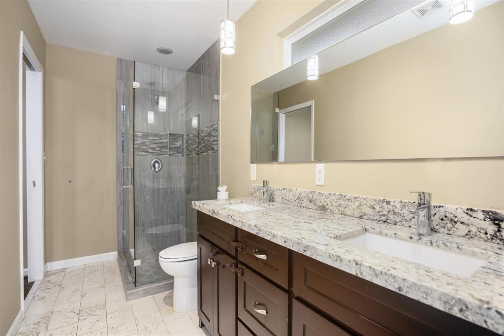 5033 1 Viking Drive, Houston, Texas 77092, 4 Bedrooms Bedrooms, 8 Rooms Rooms,2 BathroomsBathrooms,Single-family,For Sale,Viking,70556648