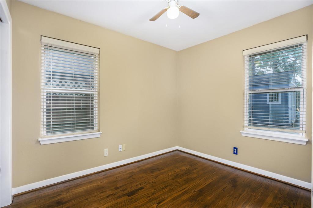 5033 1 Viking Drive, Houston, Texas 77092, 4 Bedrooms Bedrooms, 8 Rooms Rooms,2 BathroomsBathrooms,Single-family,For Sale,Viking,70556648