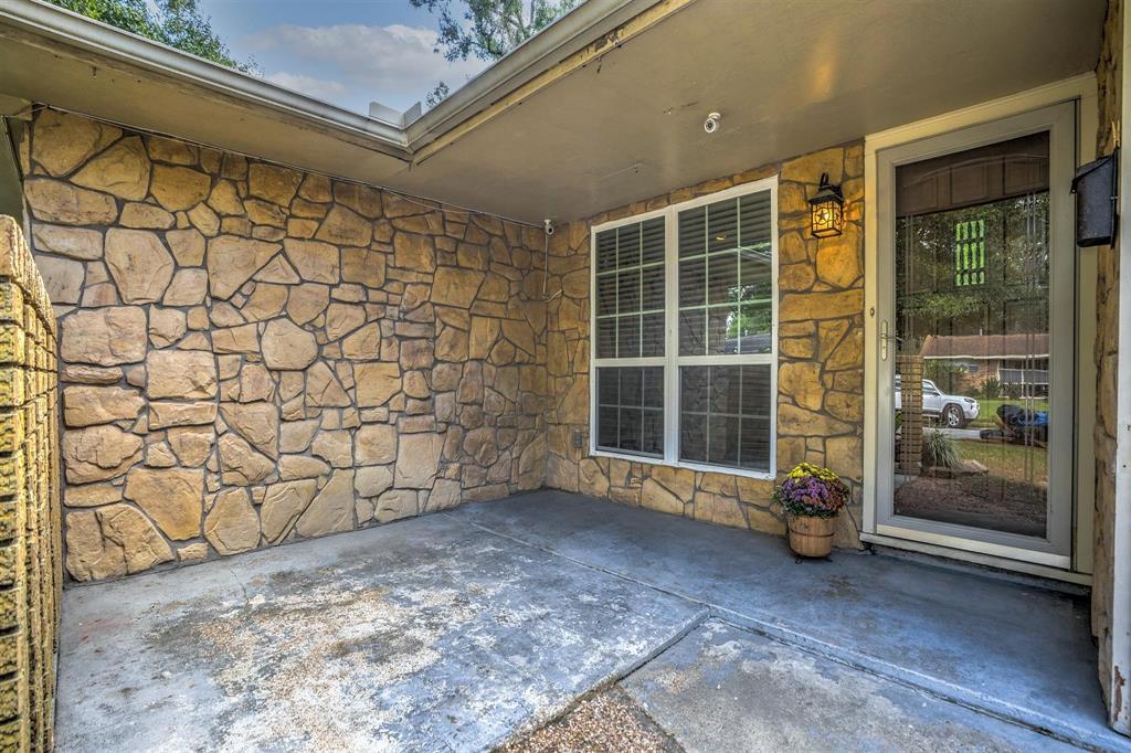 5033 1 Viking Drive, Houston, Texas 77092, 4 Bedrooms Bedrooms, 8 Rooms Rooms,2 BathroomsBathrooms,Single-family,For Sale,Viking,70556648