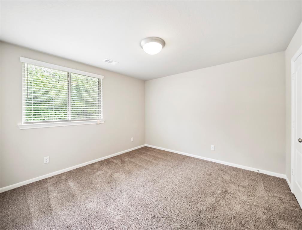 6706 2 Aspen Peak Drive, Baytown, Texas 77521, 4 Bedrooms Bedrooms, 6 Rooms Rooms,3 BathroomsBathrooms,Single-family,For Sale,Aspen Peak,58402303