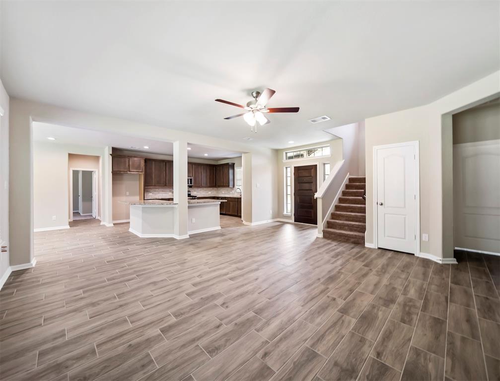 6706 2 Aspen Peak Drive, Baytown, Texas 77521, 4 Bedrooms Bedrooms, 6 Rooms Rooms,3 BathroomsBathrooms,Single-family,For Sale,Aspen Peak,58402303