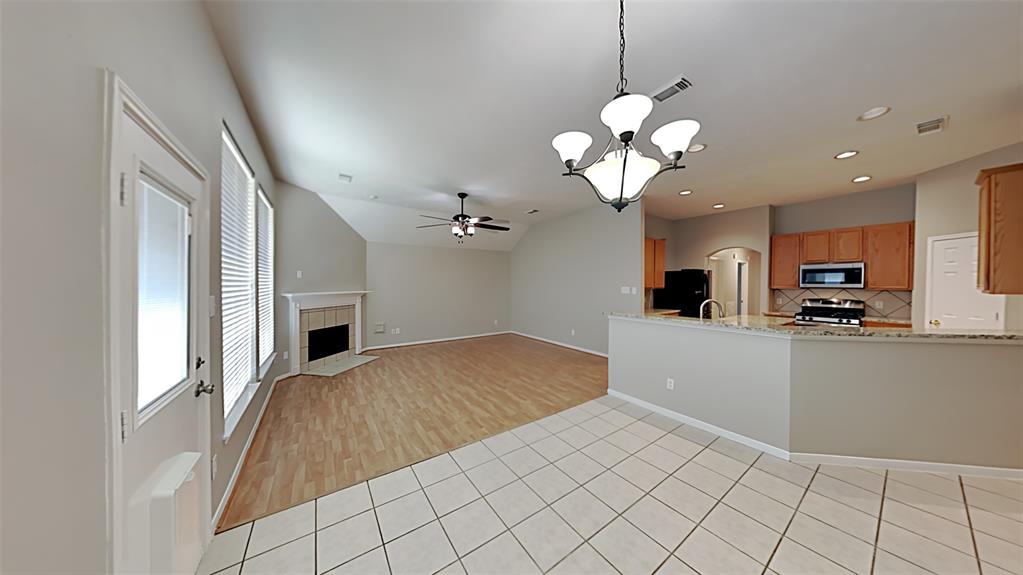 11911 1 Canyon Star Lane, Tomball, Texas 77377, 3 Bedrooms Bedrooms, 3 Rooms Rooms,2 BathroomsBathrooms,Single-family,For Sale,Canyon Star,86763954