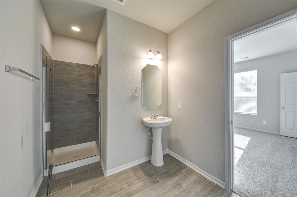 4242 2 White Peak Drive, Spring, Texas 77373, 4 Bedrooms Bedrooms, 13 Rooms Rooms,3 BathroomsBathrooms,Single-family,For Sale,White Peak,86084320
