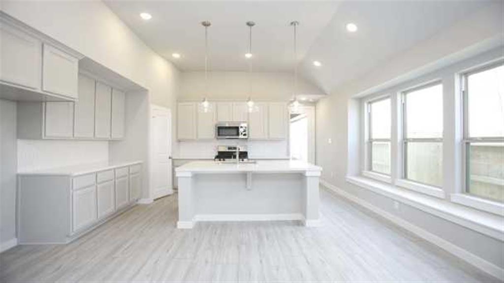 12302 1 Pinyon Bend Drive, Humble, Texas 77346, 4 Bedrooms Bedrooms, 7 Rooms Rooms,3 BathroomsBathrooms,Single-family,For Sale,Pinyon Bend,66107651