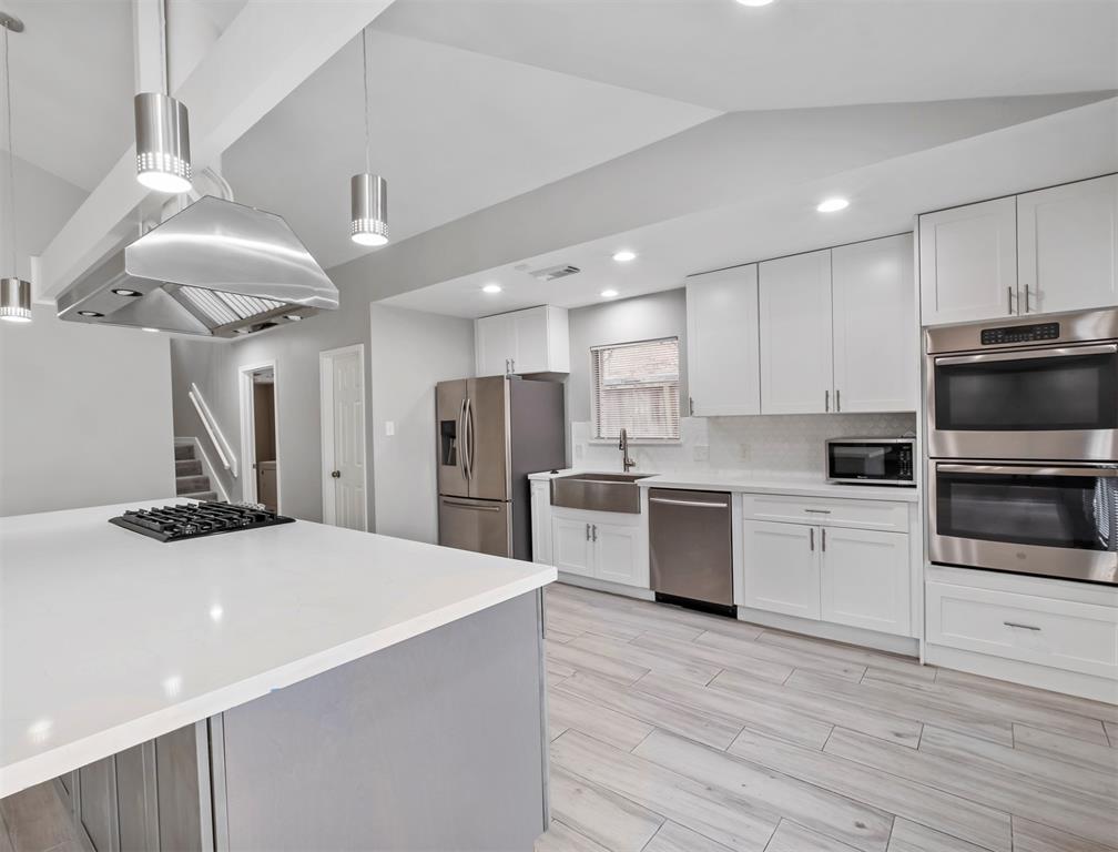 5218 1 Braesvalley Drive, Houston, Texas 77096, 4 Bedrooms Bedrooms, 7 Rooms Rooms,3 BathroomsBathrooms,Single-family,For Sale,Braesvalley,61191166