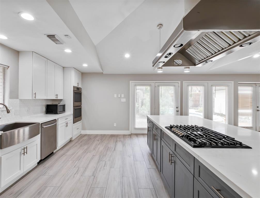 5218 1 Braesvalley Drive, Houston, Texas 77096, 4 Bedrooms Bedrooms, 7 Rooms Rooms,3 BathroomsBathrooms,Single-family,For Sale,Braesvalley,61191166