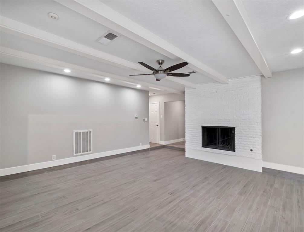 5218 1 Braesvalley Drive, Houston, Texas 77096, 4 Bedrooms Bedrooms, 7 Rooms Rooms,3 BathroomsBathrooms,Single-family,For Sale,Braesvalley,61191166