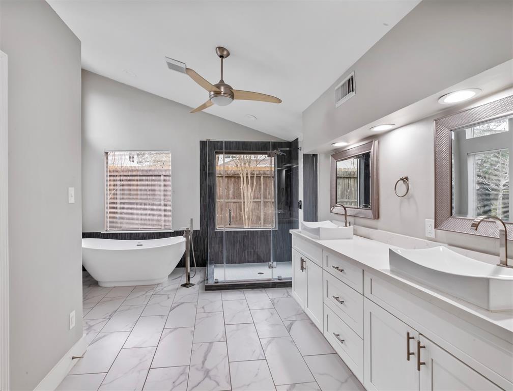 5218 1 Braesvalley Drive, Houston, Texas 77096, 4 Bedrooms Bedrooms, 7 Rooms Rooms,3 BathroomsBathrooms,Single-family,For Sale,Braesvalley,61191166