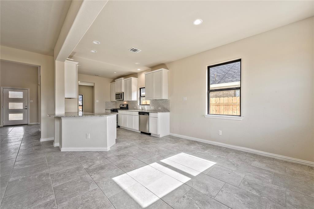 40289 2 Heron Heights Way, Magnolia, Texas 77354, 4 Bedrooms Bedrooms, 10 Rooms Rooms,2 BathroomsBathrooms,Single-family,For Sale,Heron Heights,69549079