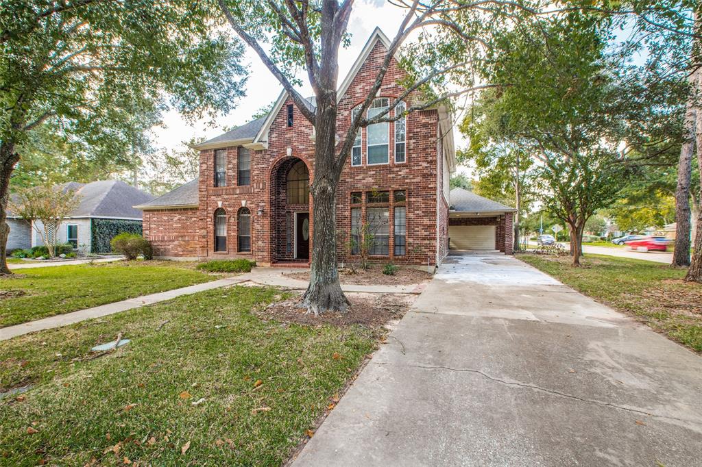 7802 2 King Arthur Court, Spring, Texas 77379, 4 Bedrooms Bedrooms, 10 Rooms Rooms,3 BathroomsBathrooms,Single-family,For Sale,King Arthur,17046976