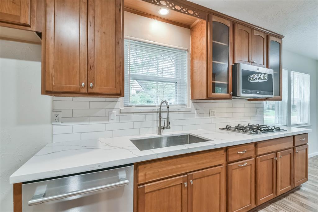6207 2 Knollview Drive, Spring, Texas 77389, 4 Bedrooms Bedrooms, 8 Rooms Rooms,2 BathroomsBathrooms,Single-family,For Sale,Knollview,85131293