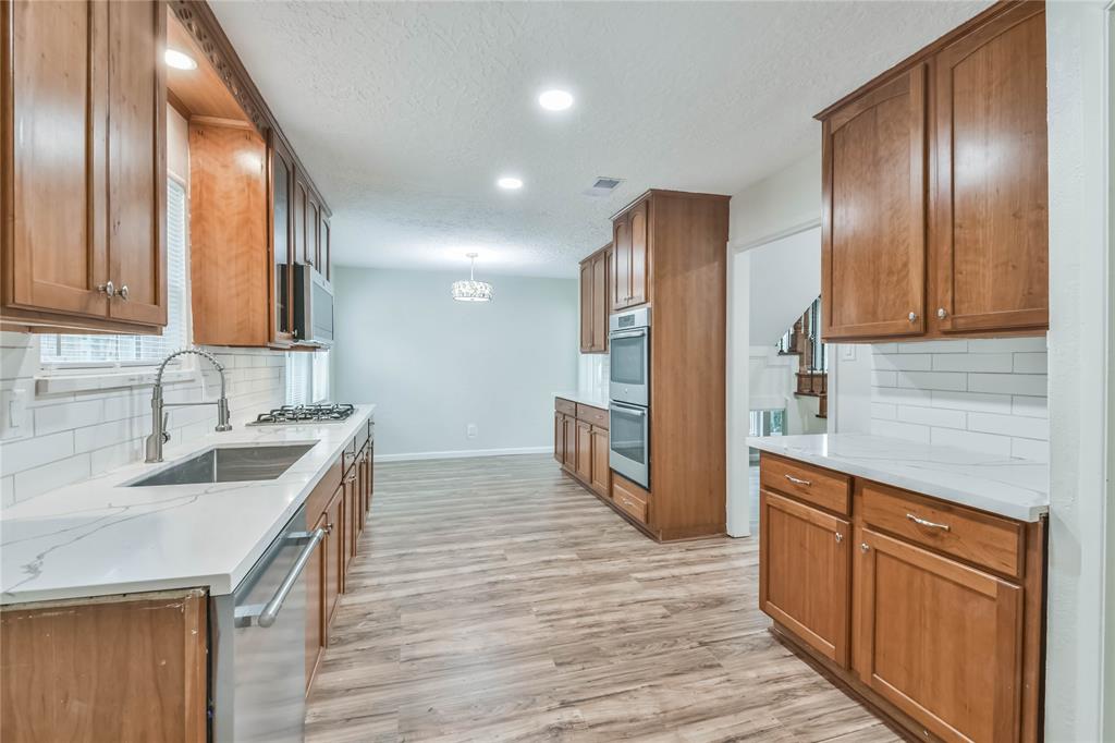 6207 2 Knollview Drive, Spring, Texas 77389, 4 Bedrooms Bedrooms, 8 Rooms Rooms,2 BathroomsBathrooms,Single-family,For Sale,Knollview,85131293