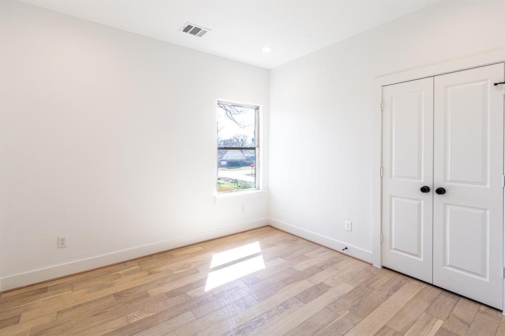 2607 2 Rosalie Street, Houston, Texas 77004, 3 Bedrooms Bedrooms, 4 Rooms Rooms,2 BathroomsBathrooms,Single-family,For Sale,Rosalie,52982734