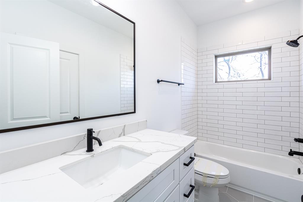 2607 2 Rosalie Street, Houston, Texas 77004, 3 Bedrooms Bedrooms, 4 Rooms Rooms,2 BathroomsBathrooms,Single-family,For Sale,Rosalie,52982734