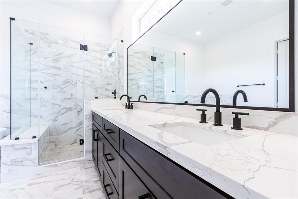 2607 2 Rosalie Street, Houston, Texas 77004, 3 Bedrooms Bedrooms, 4 Rooms Rooms,2 BathroomsBathrooms,Single-family,For Sale,Rosalie,52982734