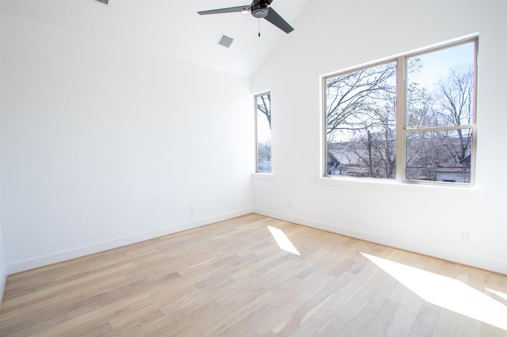 2607 2 Rosalie Street, Houston, Texas 77004, 3 Bedrooms Bedrooms, 4 Rooms Rooms,2 BathroomsBathrooms,Single-family,For Sale,Rosalie,52982734