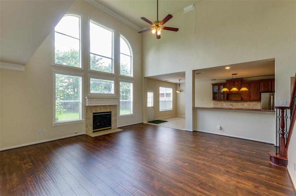 8115 2 Summer Wind Court, Sugar Land, Texas 77479, 5 Bedrooms Bedrooms, 13 Rooms Rooms,3 BathroomsBathrooms,Single-family,For Sale,Summer Wind,53880270