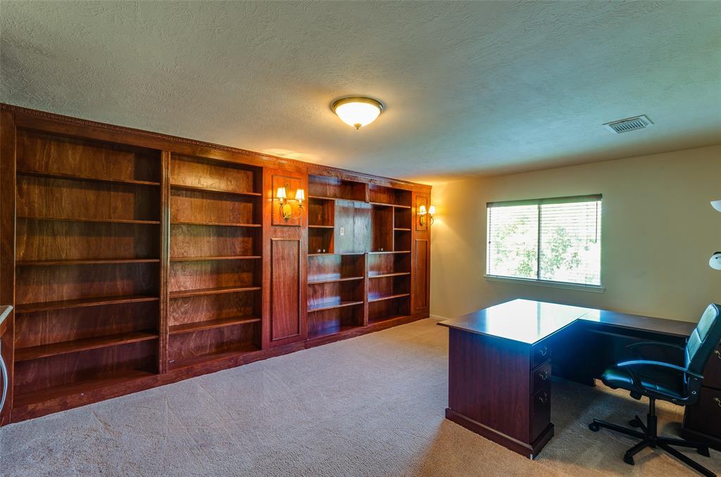 8115 2 Summer Wind Court, Sugar Land, Texas 77479, 5 Bedrooms Bedrooms, 13 Rooms Rooms,3 BathroomsBathrooms,Single-family,For Sale,Summer Wind,53880270