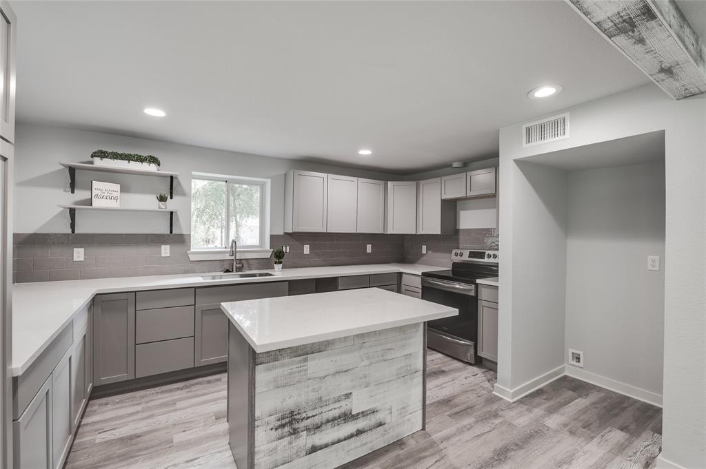 15251 2 Milton Whatley Drive, Montgomery, Texas 77356, 4 Bedrooms Bedrooms, 4 Rooms Rooms,3 BathroomsBathrooms,Single-family,For Sale,Milton Whatley,82718082