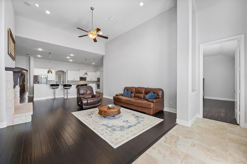 21215 1 Hawkspur Circle, Richmond, Texas 77407, 4 Bedrooms Bedrooms, 10 Rooms Rooms,3 BathroomsBathrooms,Single-family,For Sale,Hawkspur,75520754