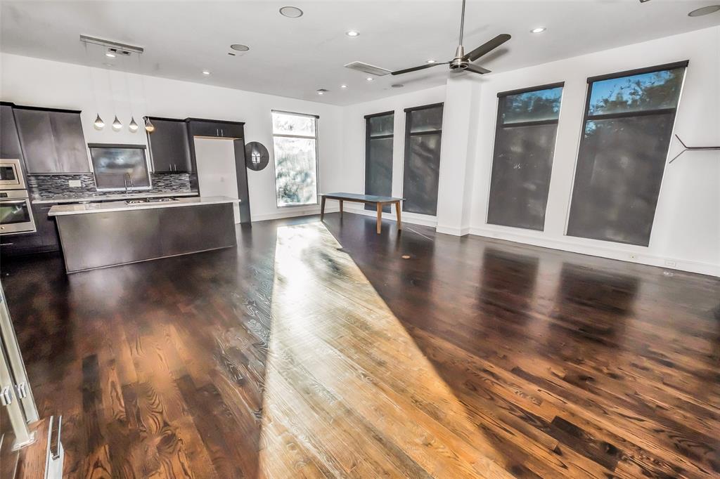 5226 4 Maxie Street, Houston, Texas 77007, 3 Bedrooms Bedrooms, 11 Rooms Rooms,3 BathroomsBathrooms,Single-family,For Sale,Maxie,57124909