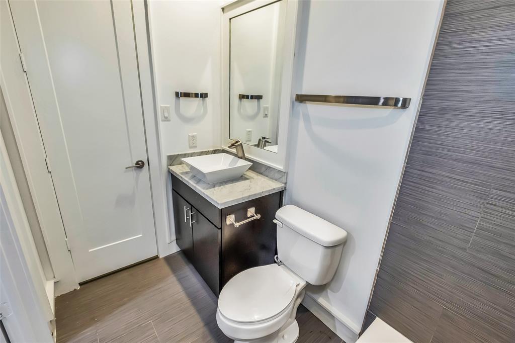5226 4 Maxie Street, Houston, Texas 77007, 3 Bedrooms Bedrooms, 11 Rooms Rooms,3 BathroomsBathrooms,Single-family,For Sale,Maxie,57124909