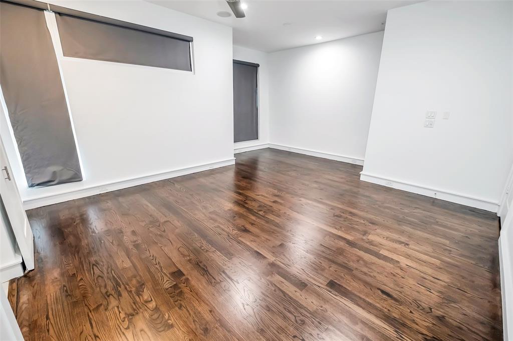5226 4 Maxie Street, Houston, Texas 77007, 3 Bedrooms Bedrooms, 11 Rooms Rooms,3 BathroomsBathrooms,Single-family,For Sale,Maxie,57124909