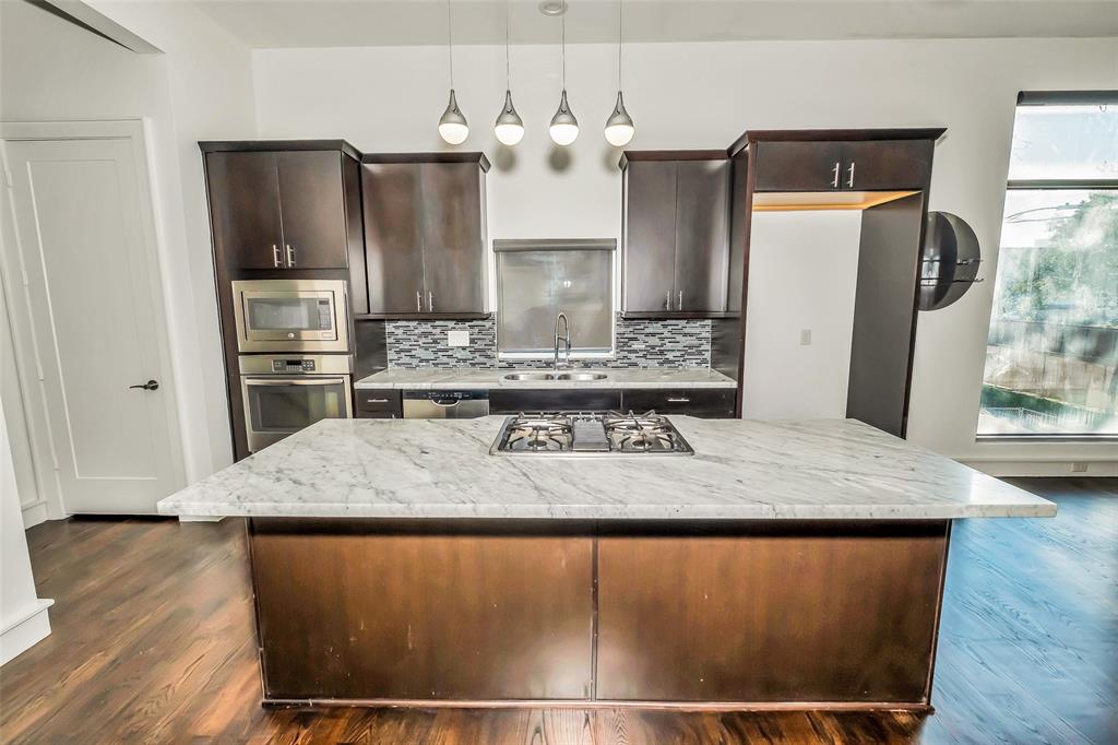 5226 4 Maxie Street, Houston, Texas 77007, 3 Bedrooms Bedrooms, 11 Rooms Rooms,3 BathroomsBathrooms,Single-family,For Sale,Maxie,57124909