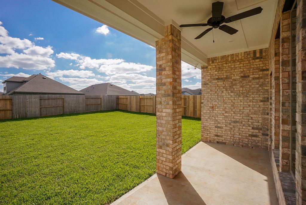 8738 1 Arbor Trail Drive, Missouri City, Texas 77459, 4 Bedrooms Bedrooms, 8 Rooms Rooms,3 BathroomsBathrooms,Single-family,For Sale,Arbor Trail Drive,31104203