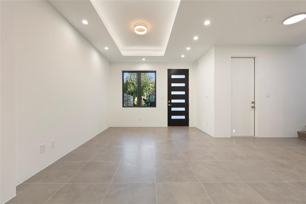 917 3 Nicholson Street, Houston, Texas 77008, 3 Bedrooms Bedrooms, 9 Rooms Rooms,2 BathroomsBathrooms,Single-family,For Sale,Nicholson,83981183