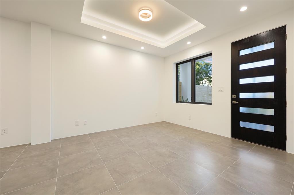 917 3 Nicholson Street, Houston, Texas 77008, 3 Bedrooms Bedrooms, 9 Rooms Rooms,2 BathroomsBathrooms,Single-family,For Sale,Nicholson,83981183