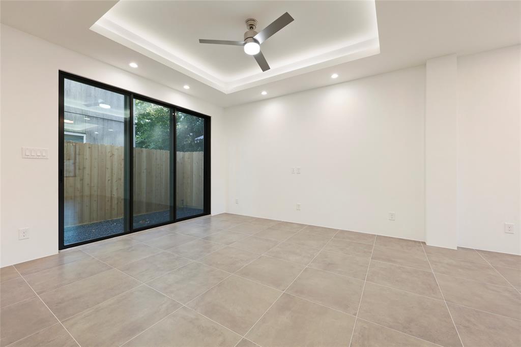 917 3 Nicholson Street, Houston, Texas 77008, 3 Bedrooms Bedrooms, 9 Rooms Rooms,2 BathroomsBathrooms,Single-family,For Sale,Nicholson,83981183