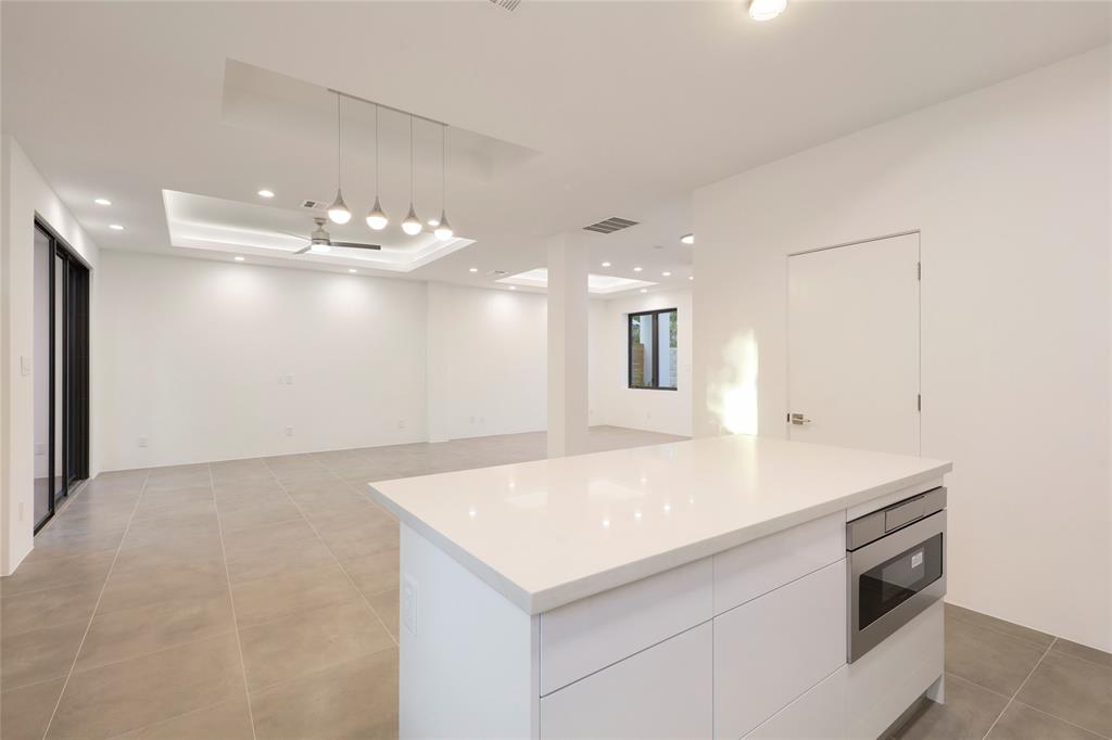 917 3 Nicholson Street, Houston, Texas 77008, 3 Bedrooms Bedrooms, 9 Rooms Rooms,2 BathroomsBathrooms,Single-family,For Sale,Nicholson,83981183
