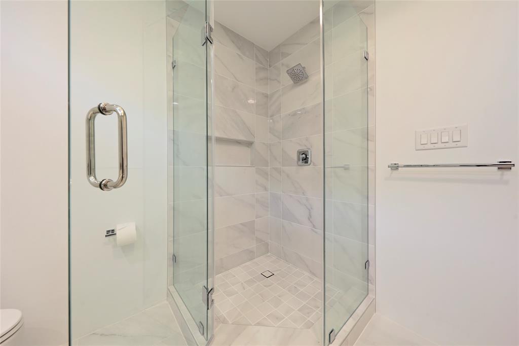 917 3 Nicholson Street, Houston, Texas 77008, 3 Bedrooms Bedrooms, 9 Rooms Rooms,2 BathroomsBathrooms,Single-family,For Sale,Nicholson,83981183