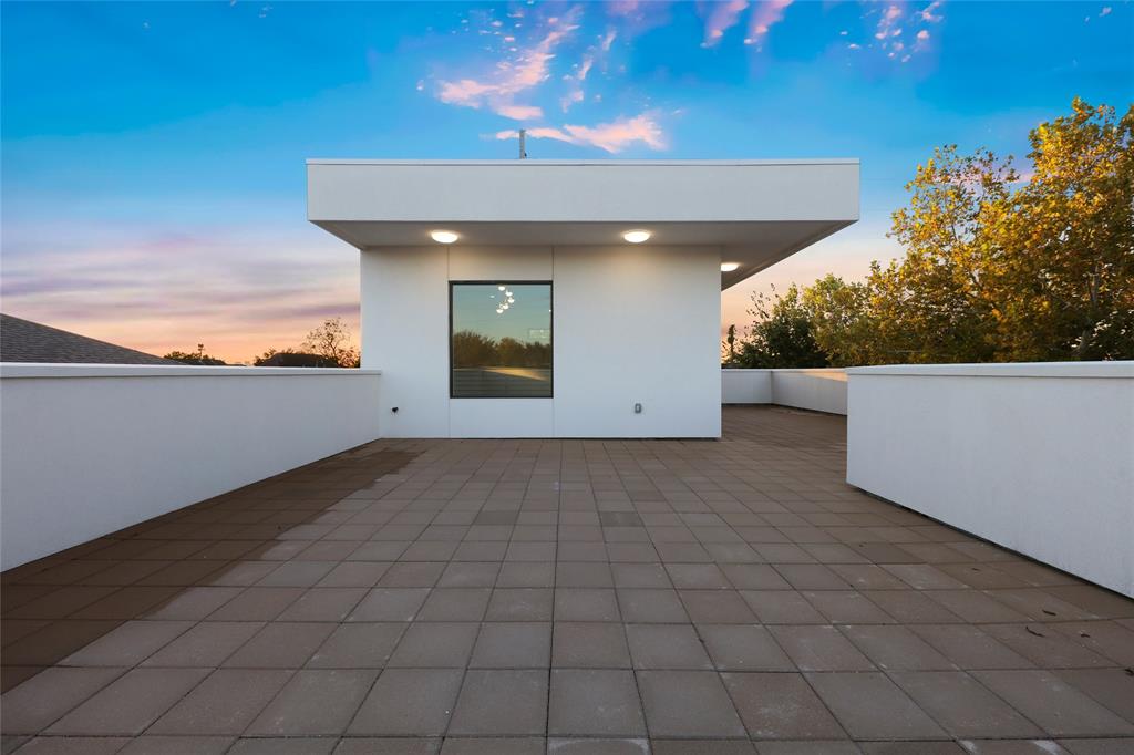 917 3 Nicholson Street, Houston, Texas 77008, 3 Bedrooms Bedrooms, 9 Rooms Rooms,2 BathroomsBathrooms,Single-family,For Sale,Nicholson,83981183