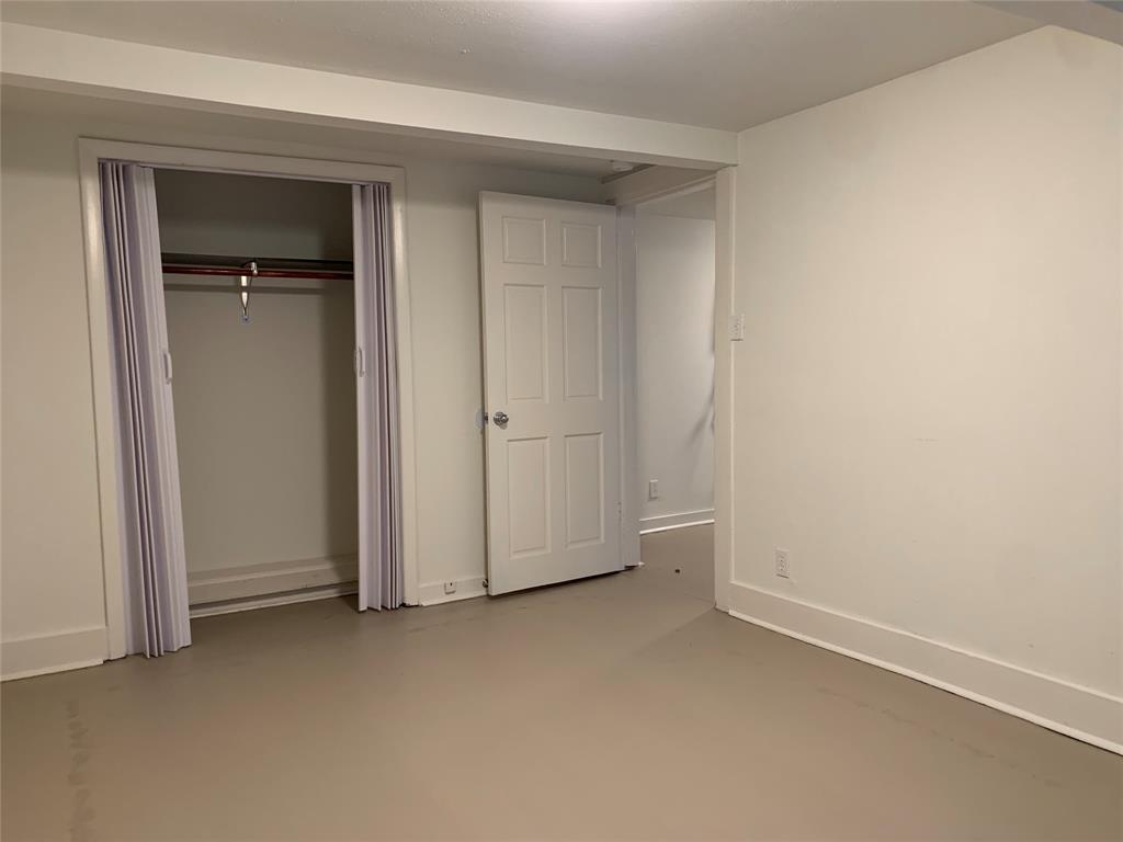 2402 2 Driscoll Street, Houston, Texas 77019, 1 Bedroom Bedrooms, ,1 BathroomBathrooms,Multi-family,For Sale,Driscoll,77193506